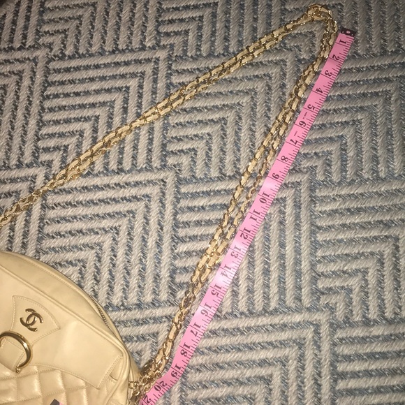 Chanel RARE Vintage NOT AVAILABLE RIGHT NOW💓 - Picture 5 of 8